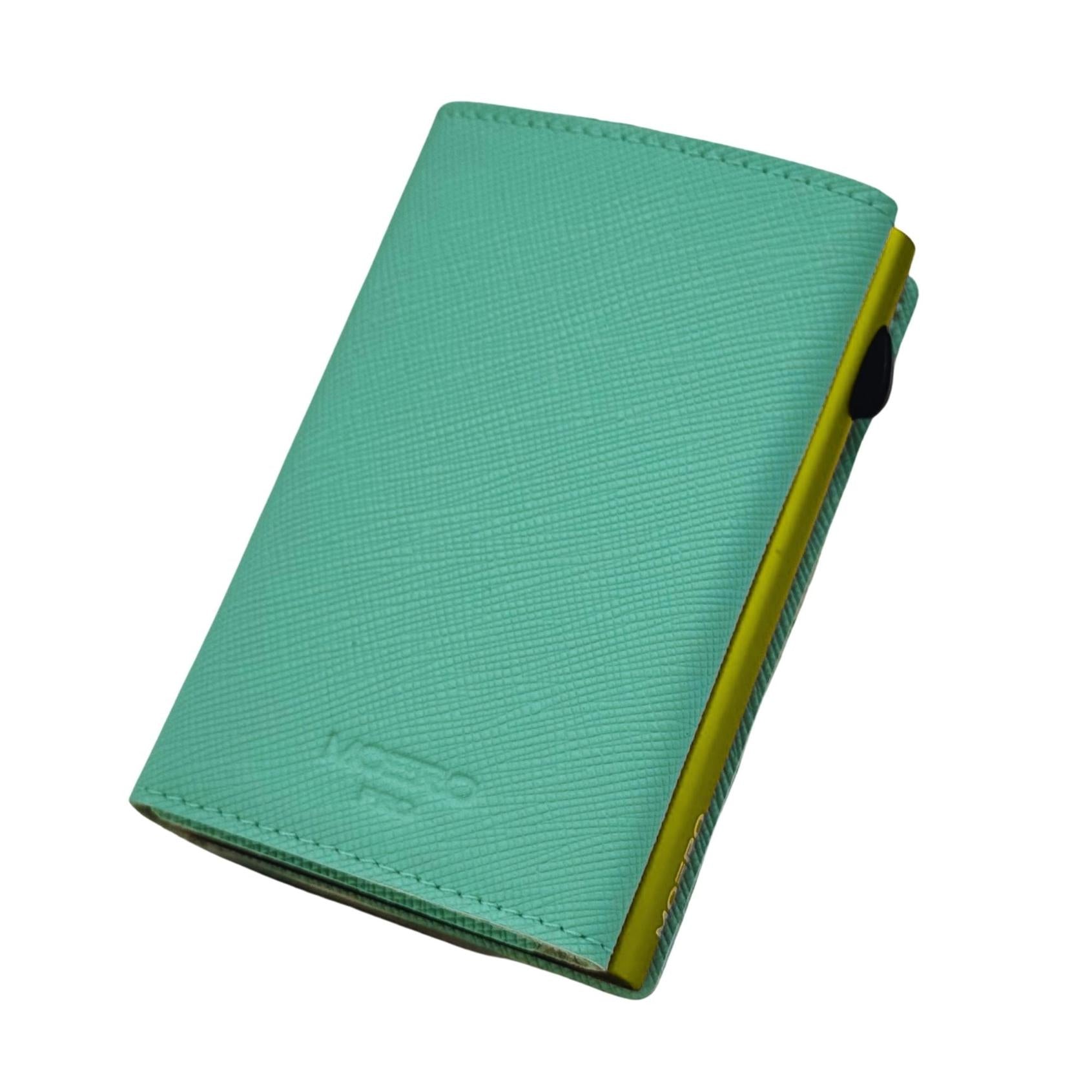 PRO Saffiano Aguamarina